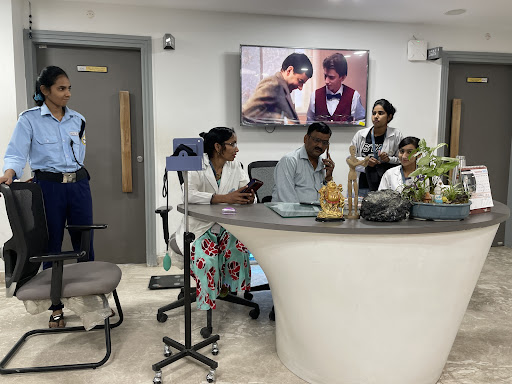 Praveen Hospital (unit of Kamla Devi Hospital)