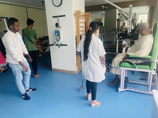 Aakash Healthcare Super Speciality Hospital